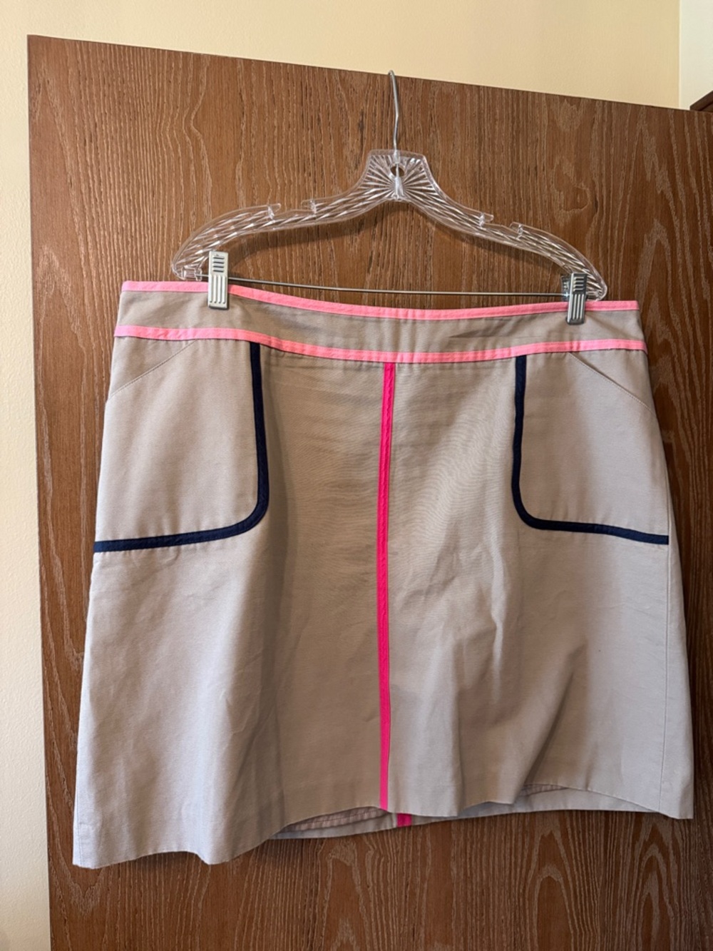 Boden US size 16 Beige Skirt with Pink and Navy Trim EUC